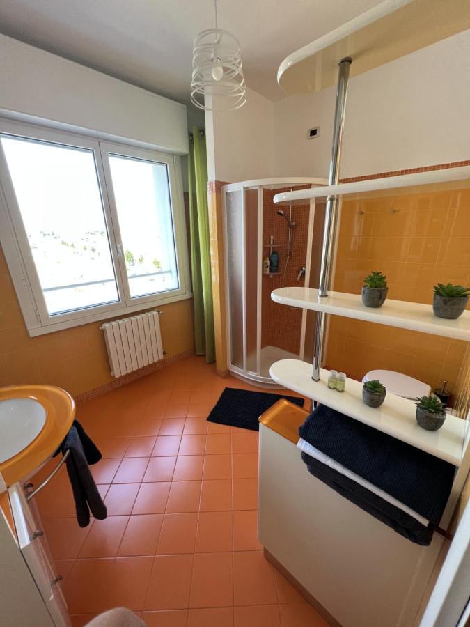 Bicocca Flat B Apartamento Milão Exterior foto